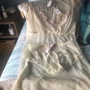 Cosabella lingerie set, size large, cream with pink embroidered lace